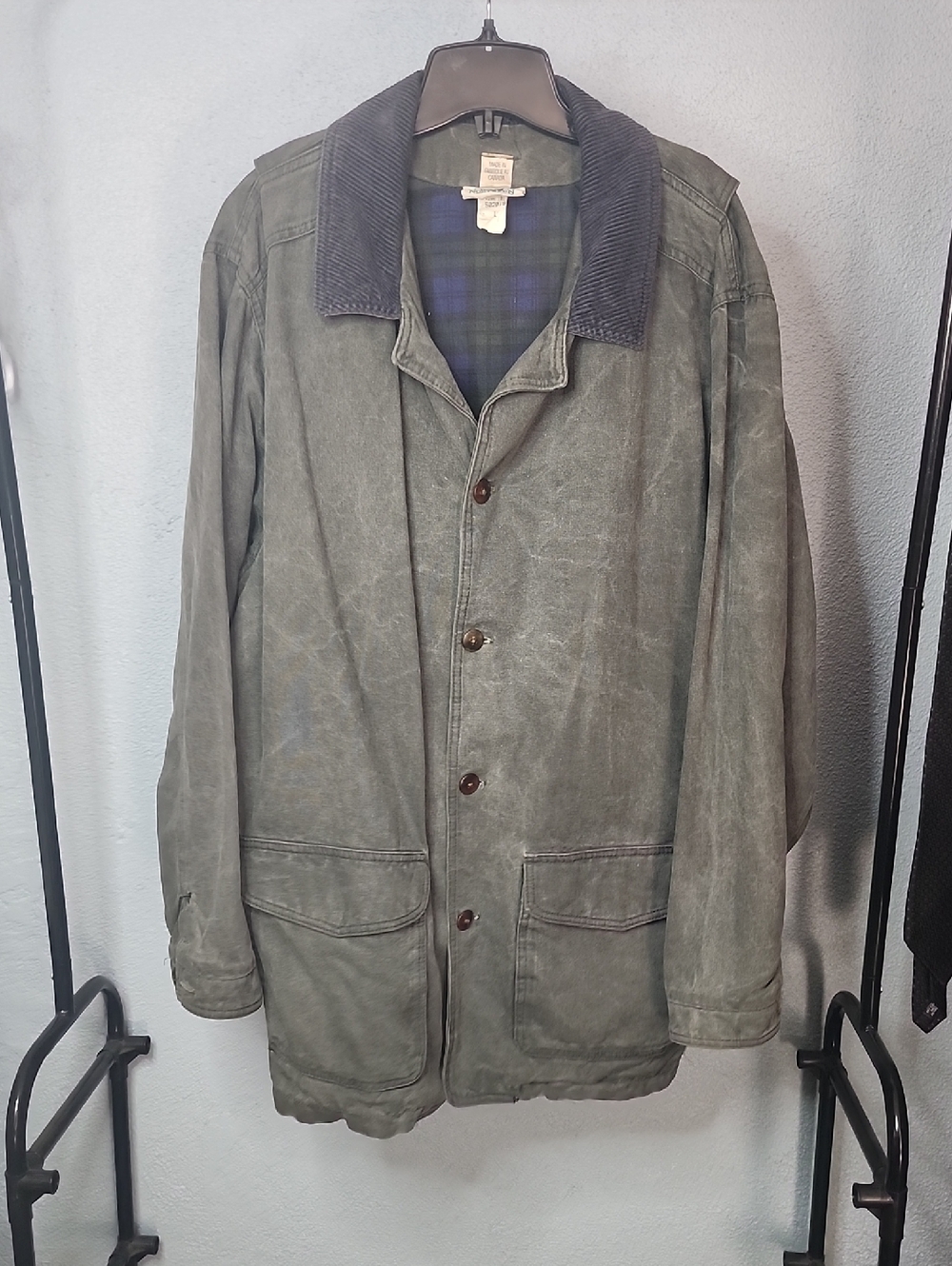 Northern Reflections Men’s Gray and Blue Plaid Shirt Jacket